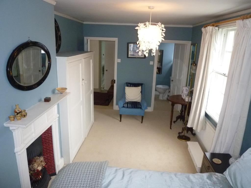 Manor Cottage Bed And Breakfast Windsor Exteriér fotografie