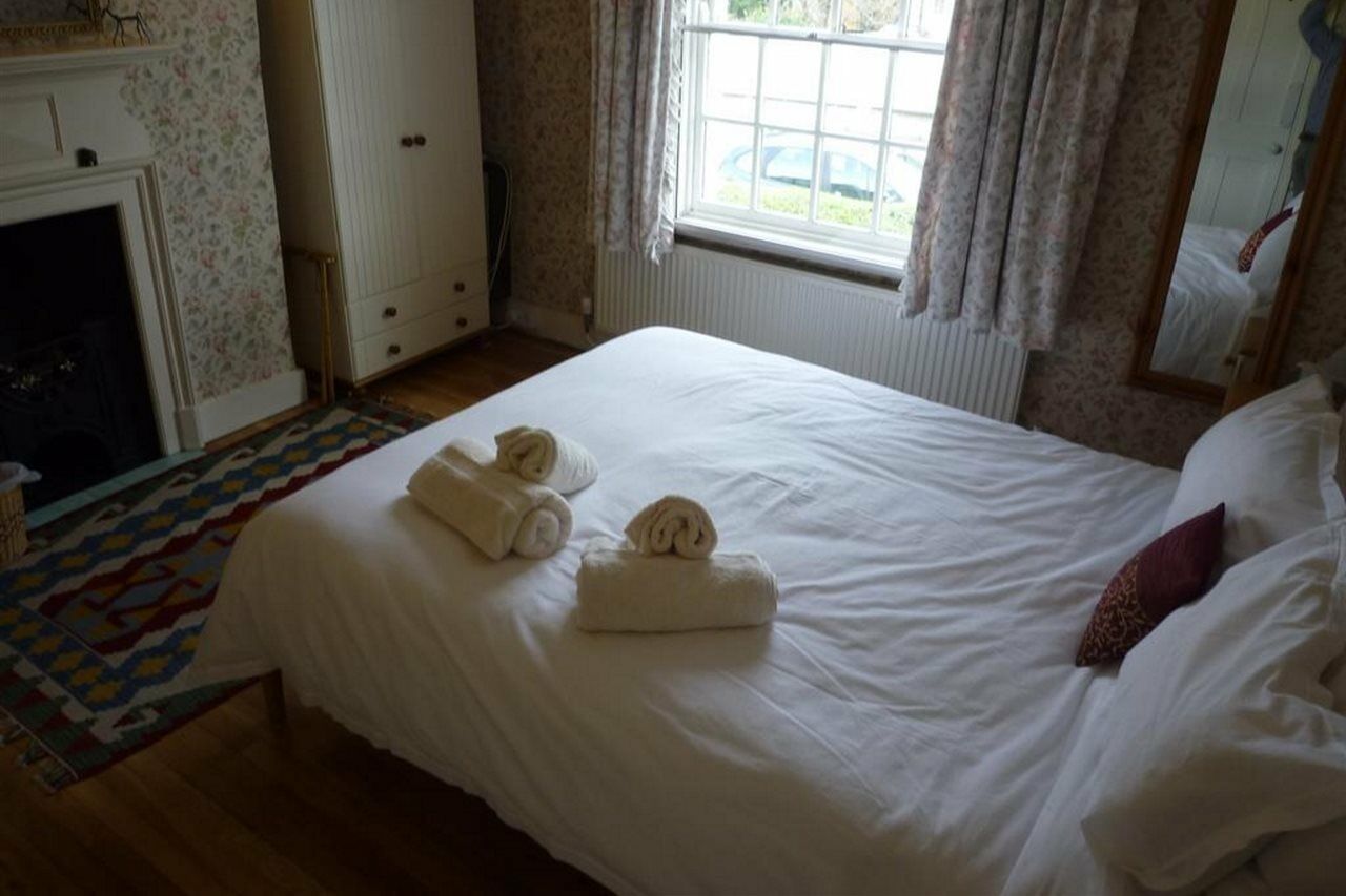 Manor Cottage Bed And Breakfast Windsor Exteriér fotografie